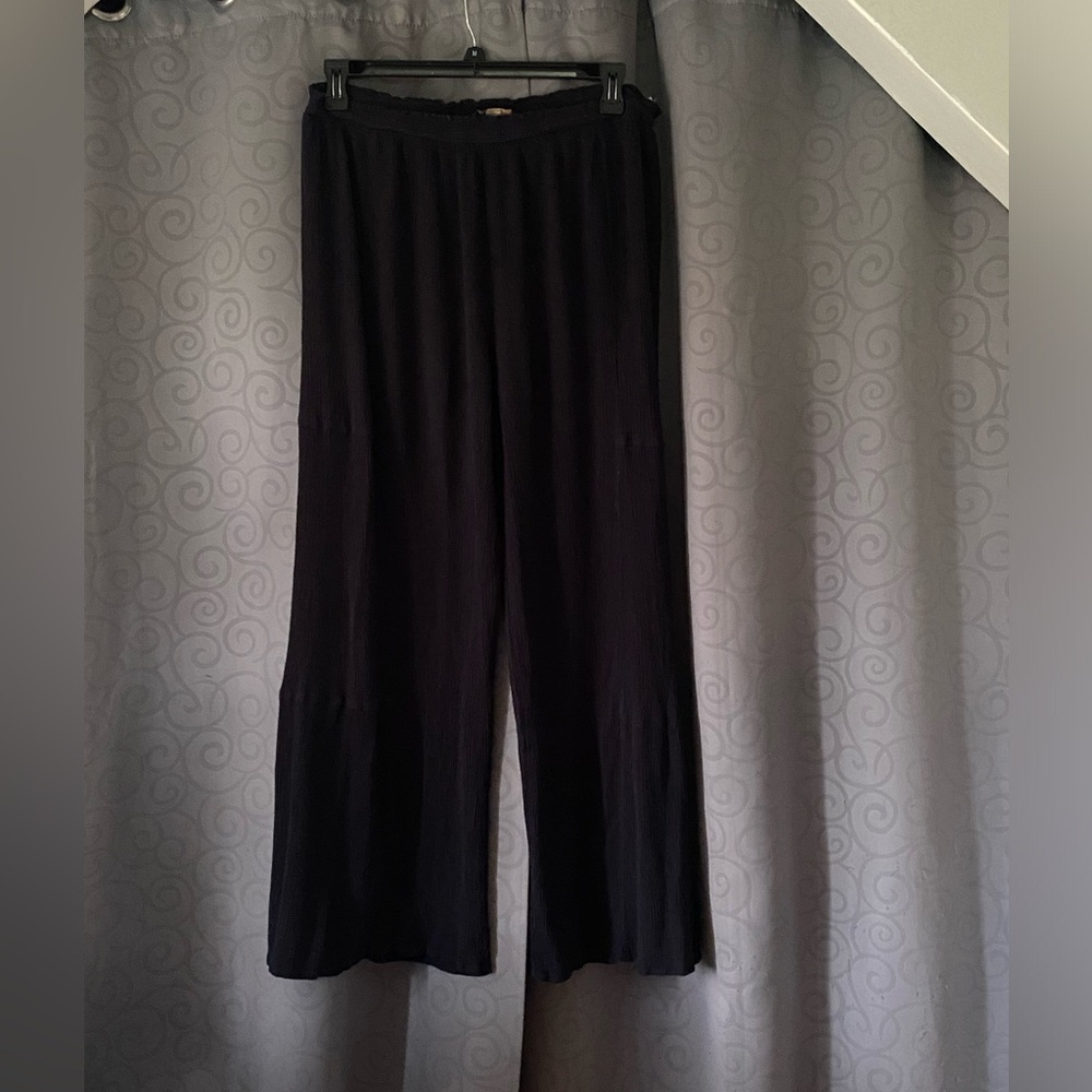 G.I.L.I. Black Wide Leg Pants with Flowing Silhouette size XL - Picture 1 of 8